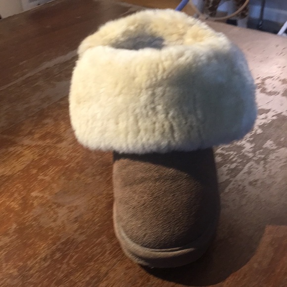 Brown Bearpaw boots, size 8, worn - Picture 2 of 5